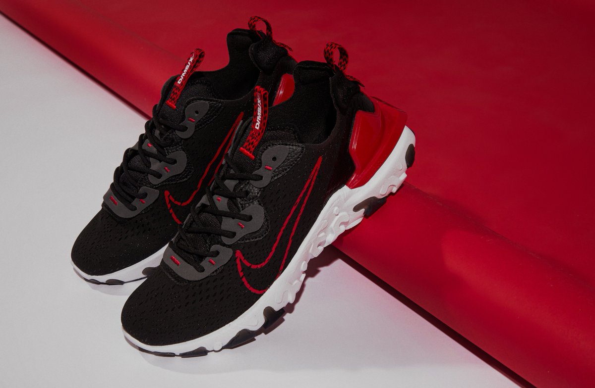 A fierce addition to your #swoosh collection 🔥🔥 Shop the @nikesportswear React Vision at scotts ➡️ fal.cn/3vtN4 #scottsmenswear #bepartofit #nikesportswear #nike #air #nikeair