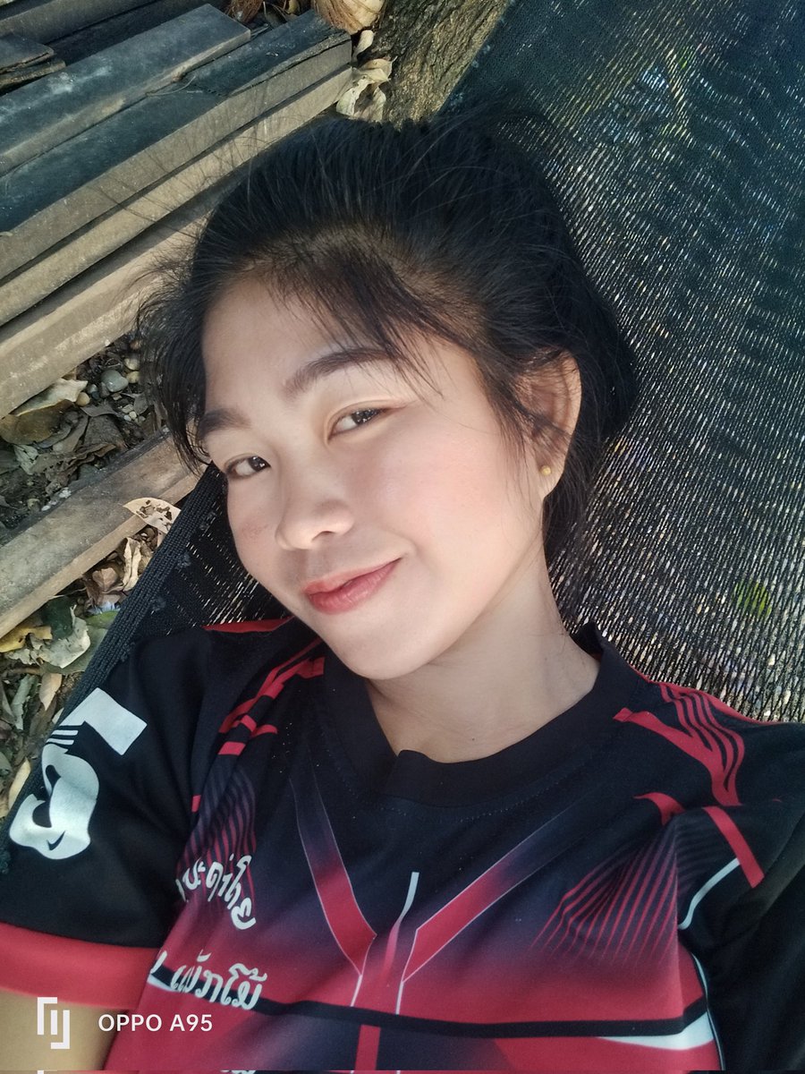 ຄວາມສຸກຂອງເຮົາ ກັບຄວາມສຸກຂອງເຂົາ ມັນແຕກຕ່າງກັນ 🤍✌️