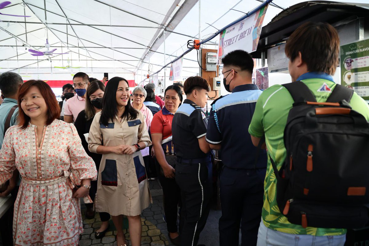 Quezon City Government on Twitter "Pinasinayaan ni Mayor Joy Belmonte kasama sina Councilor