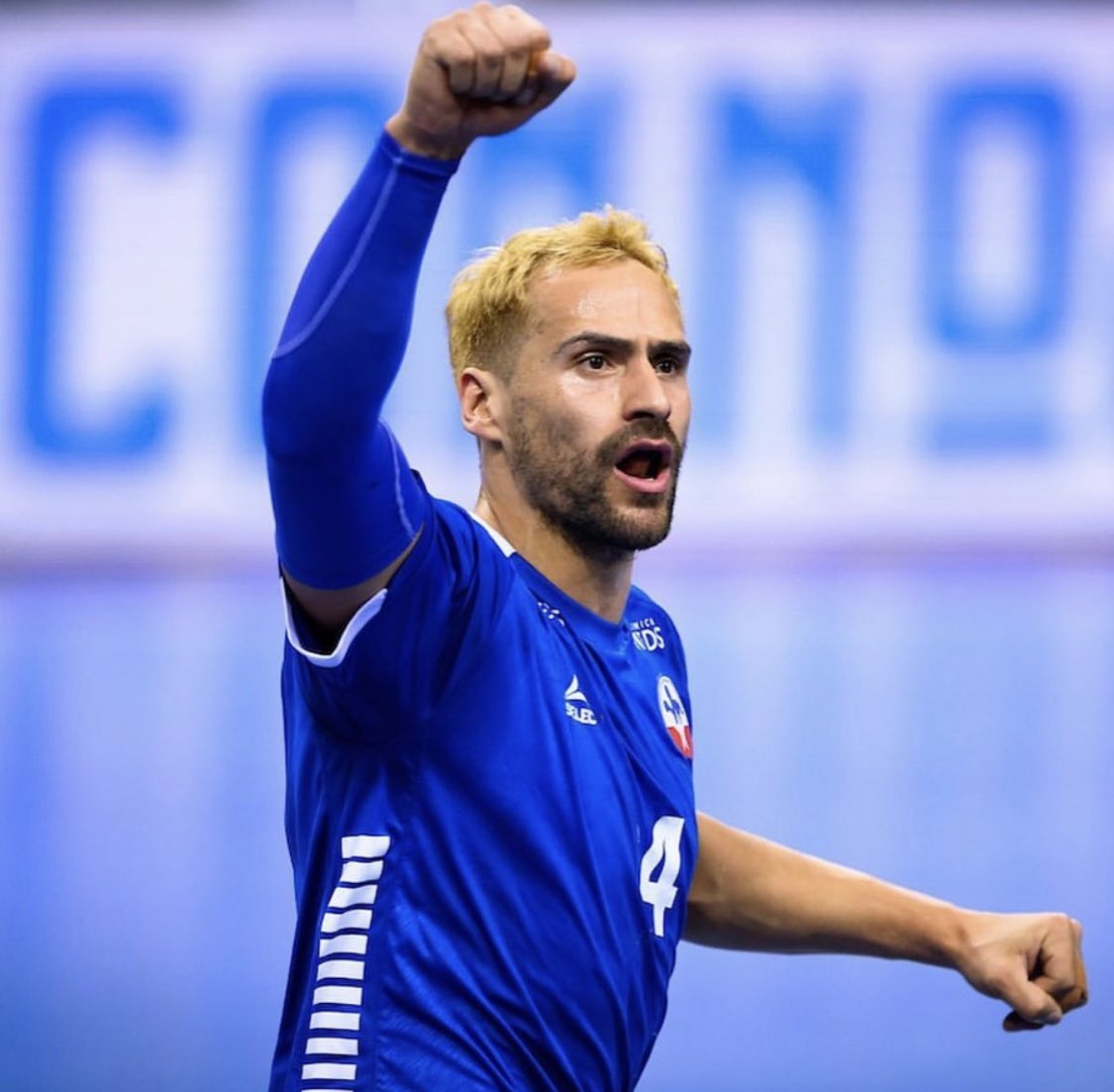 ¡GOLEADOR DE NIVEL MUNDIAL! ☄️

Erwin Feuchtmann 🇨🇱 terminó como el segundo máximo anotador (54 goles) del Mundial de Balonmano 🤾🏻‍♂️ realizado en Suecia 🇸🇪 y Polonia 🇵🇱.

La cuota goleadora del chileno va en ascenso 📈: en 2019 fue 7º y en 2021 quedó 4º.

#VamosTeamChile 🇨🇱