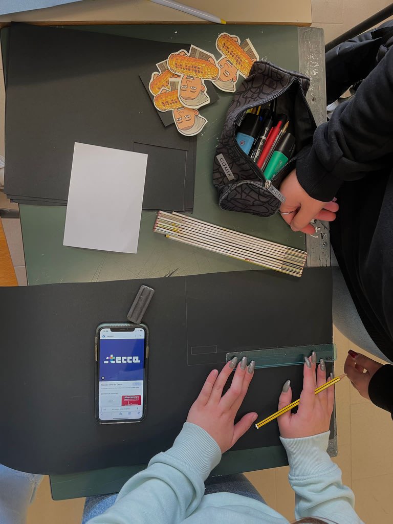 old_youngmills's tweet photo. The creation of our Asoc wall begins.  Stay tuned for the final result!#asoc2023 
#asocinenglish https://t.co/UI0f0O6MiC