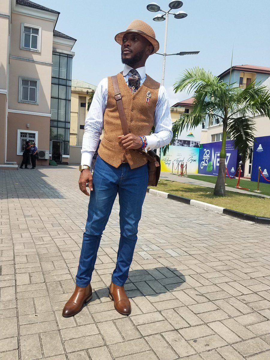 TDpepple's tweet photo. Our clothes tell our story -

When we ask ourselves: “What should I wear today?,” we are asking a much bigger set of questions. “Who am I?” “What am I expecting from this day?” “How do I see my life moving forward?”

*Modern COWBOY uptown Style... @tdpepple 

#lifestyle #image https://t.co/MI5iYe42wx