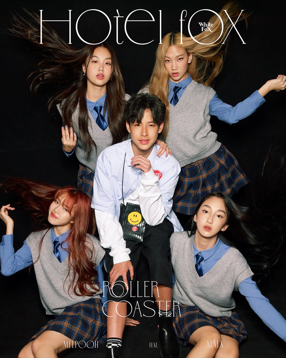 TyTan_411's tweet photo. โดนสาวๆรุมแล้วครับ🥰
#MEEPOOHWhiteFox
#PreDebutSingle
#ALALAWhiteFox
#RollerCoaster
#HotelFox #WhiteFoxGMM
https://t.co/Z0VH28pcx0