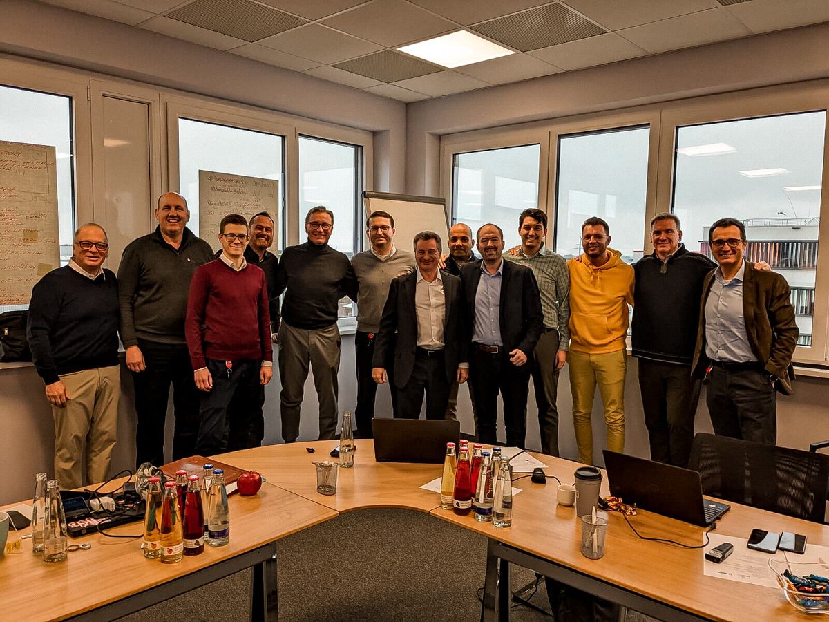PartsTownUK's tweet photo. Our Head of Manufacturer Partnerships, Steven McLaren, has just returned from the Global OEM Summit at REPA! A great few days of networking & stratagising with teams from @PartsTown, REPA & First Choice!
#networking #oem #partstown #repa #firstchoicegroup https://t.co/ZEvzIT2ySC