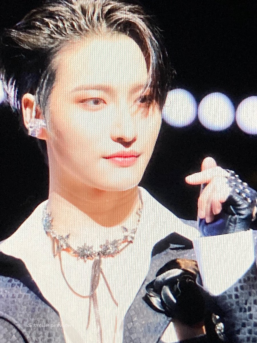 strella_sh's tweet photo. 230130 preview
#ATEEZ #에이티즈 #성화 #박성화 #SEONGHWA https://t.co/QNrB824Kue