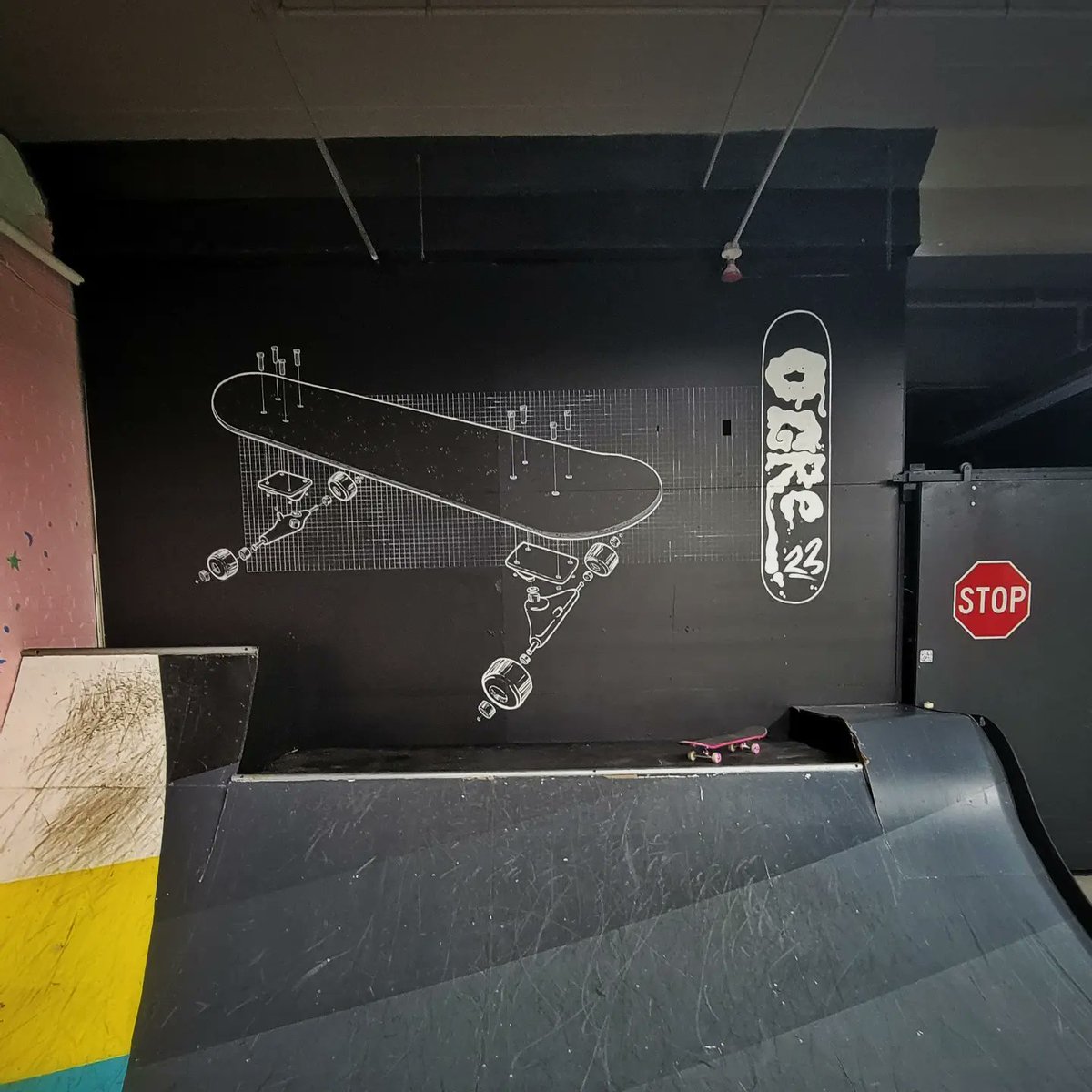 OGRE_3D's tweet photo. Finished up this quick piece at the WHSE. 

Mural season is coming. https://t.co/Rw1vZLmhOC