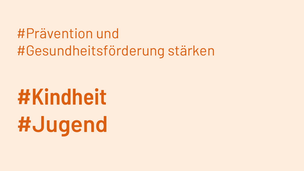 bvpraevention's tweet photo. Die Ergebnisse aus der 5. Welle der #COPSY-Studie #Corona & #Psyche von @UKEHamburg zeigen erneut:
V.a. #Kinder & #Jugendliche aus sozial schwächeren Verhältnissen haben ein erhöhtes Risiko für psychische Beschwerden
➡️https://t.co/o40vfUQWoW
#GesundheitlicheChancengleichheit https://t.co/fzh9rDYA1o