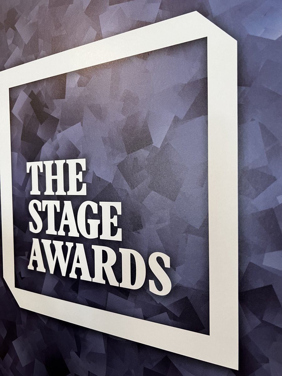 Blue-i theatre tweet media