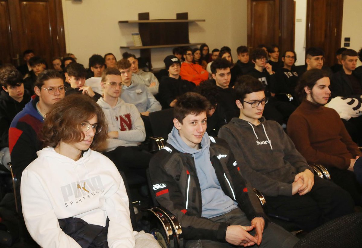 Ethics & Young Entrepreneurs tweet media