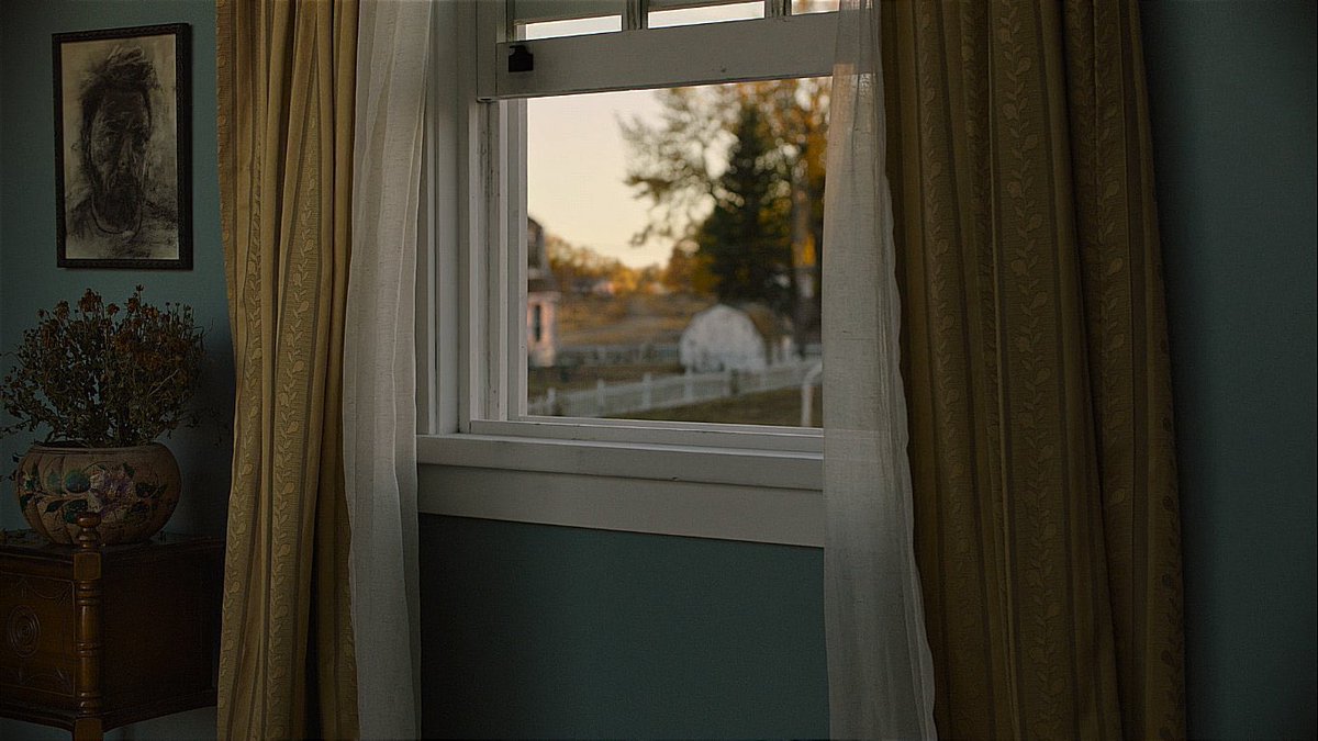 JOELSGUIT4R's tweet photo. “the theme of that window being the epitome of peace in the last of us” https://t.co/2ri8F5mcnr