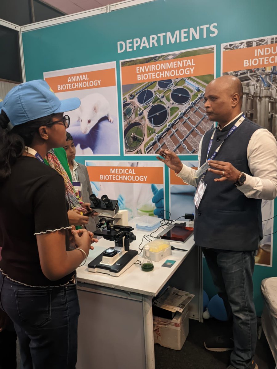 GujBiotechUni's tweet photo. Glimpse of Day 4 at 30th National Children's Science Congress, Science City, Ahmedabad.
#DAY4 #ncsc #gujcost #dst #dstgog #science #scienceandtechnology #biotechnology #biotechnologystudent
@vnehra @dstGujarat @GUJCOST @GujScienceCity @gsbtm @gbrc_gujarat https://t.co/imm77hAm7c