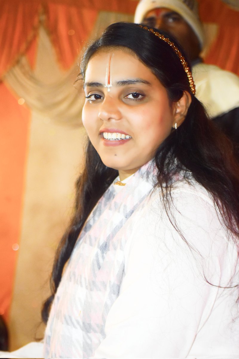 murti_ji's tweet photo. सपहेरिया ,  भटवालिया ,मोतिहारी (बिहार)  चतुर्थ  दिवस की कथा  कुछ पल 🚩🚩🚩🚩🚩

#pujydevidharmmurtiji #Bihar #réel #bhakti #kalasyatra#motihari #katha #rammandir #ayodhya https://t.co/GIvR5CCwR3