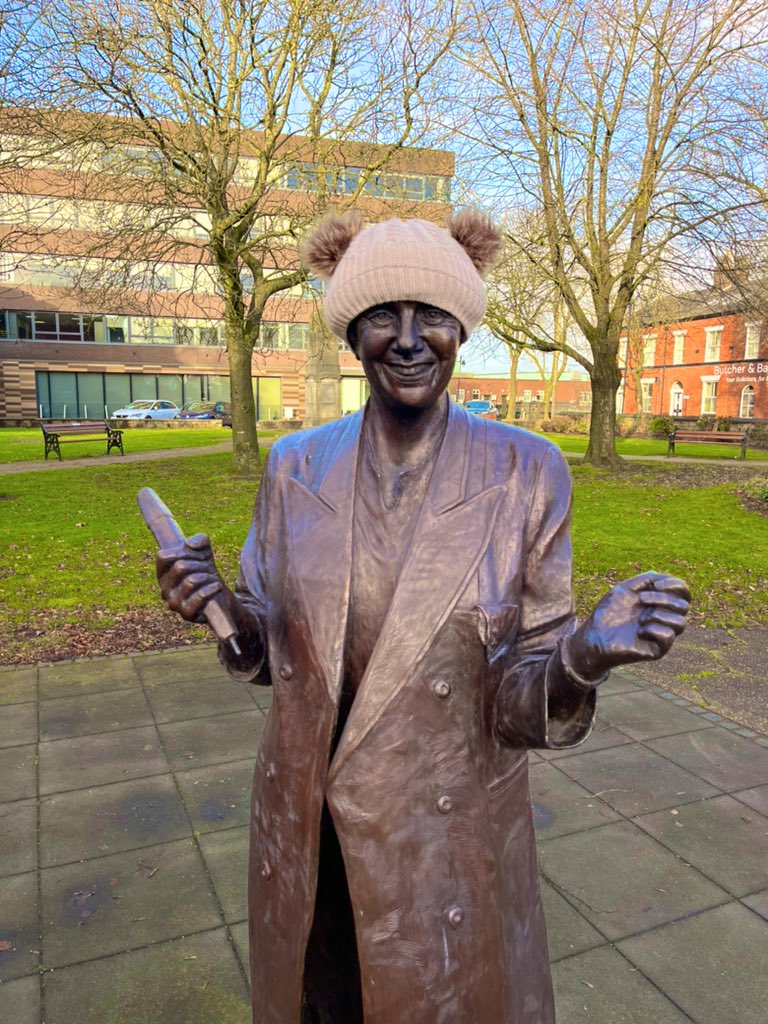 kellyloup's tweet photo. Some kind soul in #Bury isn’t taking any chances on #VictoriaWood catching a chill today! 😅 https://t.co/MK51Ps23d6