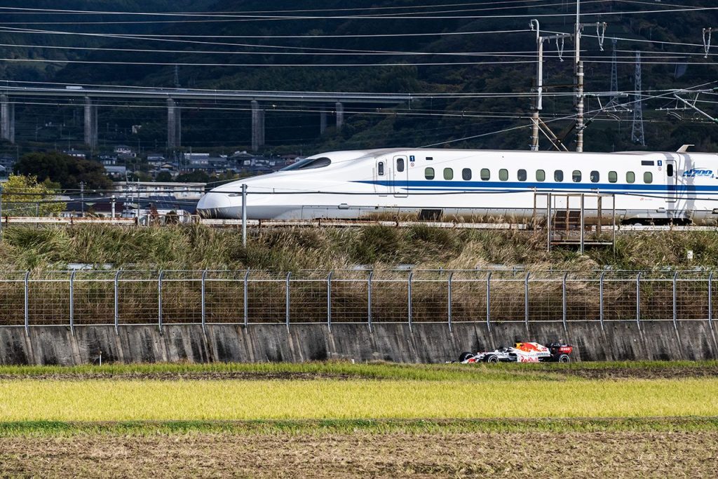 F速 tweet media