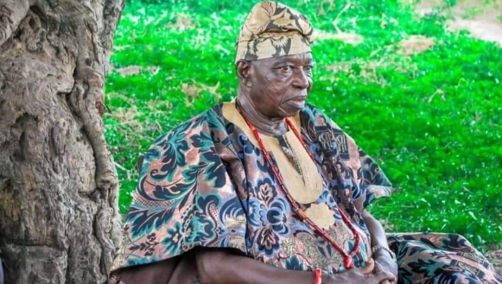 tyewoolove's tweet photo. An icon.

Ẹ̀dá Onílé-Ọlá is one of the most prolific theatre actors that Nigeria has ever produced.

He is a true hero.

He is a legacy. 

He is a winner. 

Chief Lérè Pàímọ́'s place in the history of Yorùbá actors can never be replace.

Retweet if you agree! https://t.co/4Hq0mGMl1f