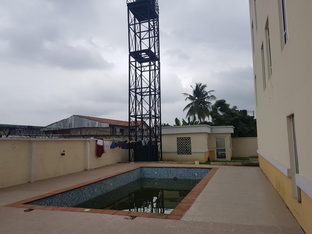 FOR SALE @ GRA, IKEJA!!!

Description: A fairly new 5 units of 5 bedroom townhouse with a living room &amp; a family lounge, a Bq &amp; a communal swimming pool. 
Location: GRA, Ikeja
Title: C of O
Price: N900m Asking
NB: A single buyer for all units preferred.