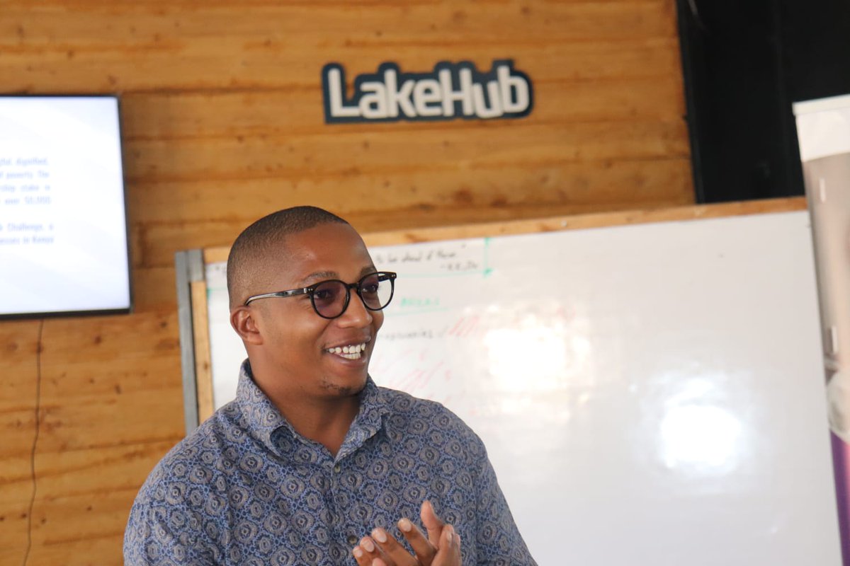 LakeHub's tweet photo. Welcome to the  #WomanFounderAward Challenge! Together with @GiveWork_ , we hosted our first info session with 50 women founders this morning to discuss the goal of the Women Founder Award, eligibility criteria and emerging challenges hindering their #businessgrowth.
#women https://t.co/OLtyMejusb