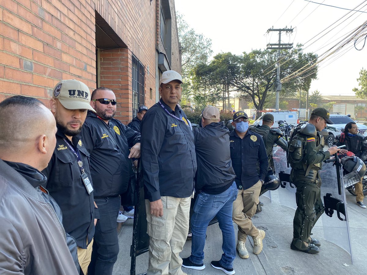 UrabaUt's tweet photo. Sub directiva Uraba , en pie de lucha por los trabajadores de la UNP https://t.co/lXz8Oc8nNt
