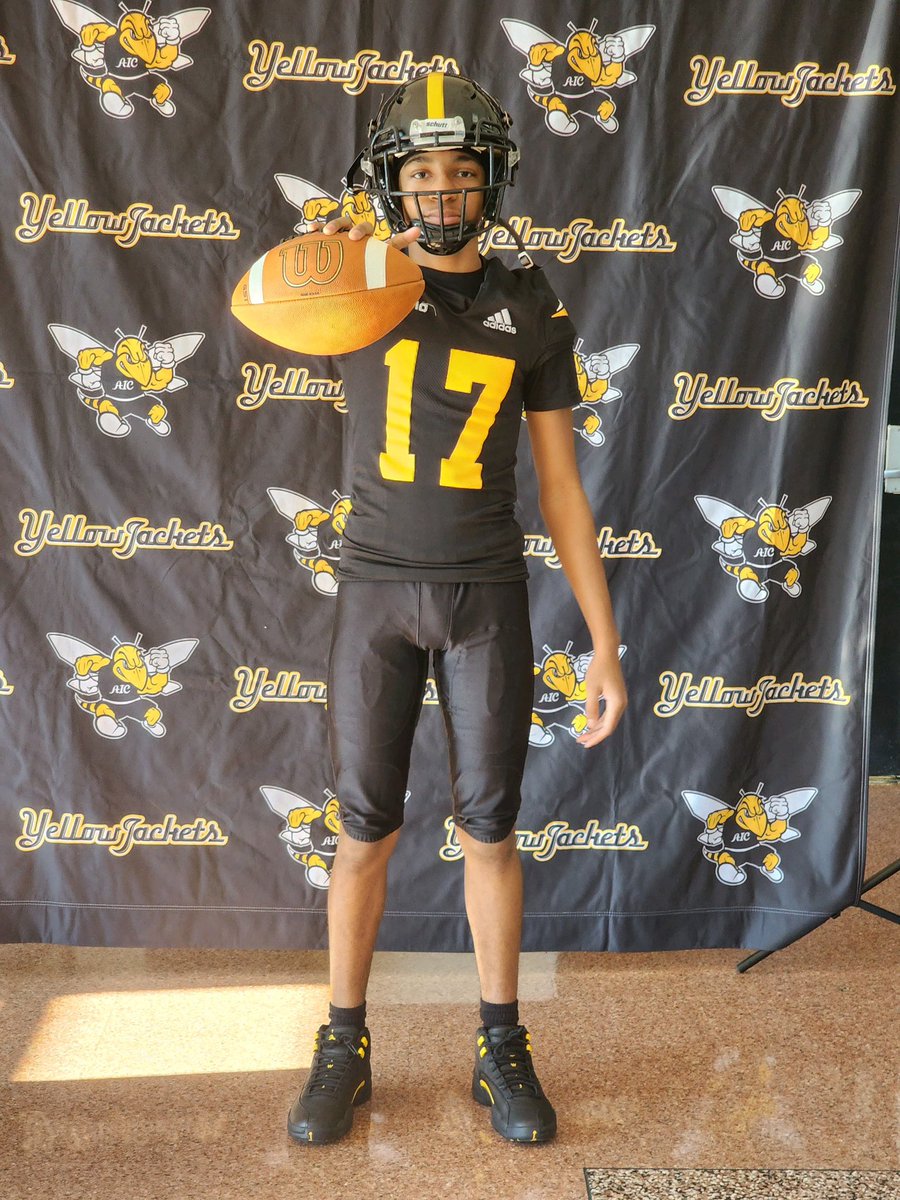 HostlerPrince's tweet photo. I would like to thank @RFReichert for the opportunity to go on a visit at @AICFootball @aicathletics https://t.co/pN4UDwJo0f