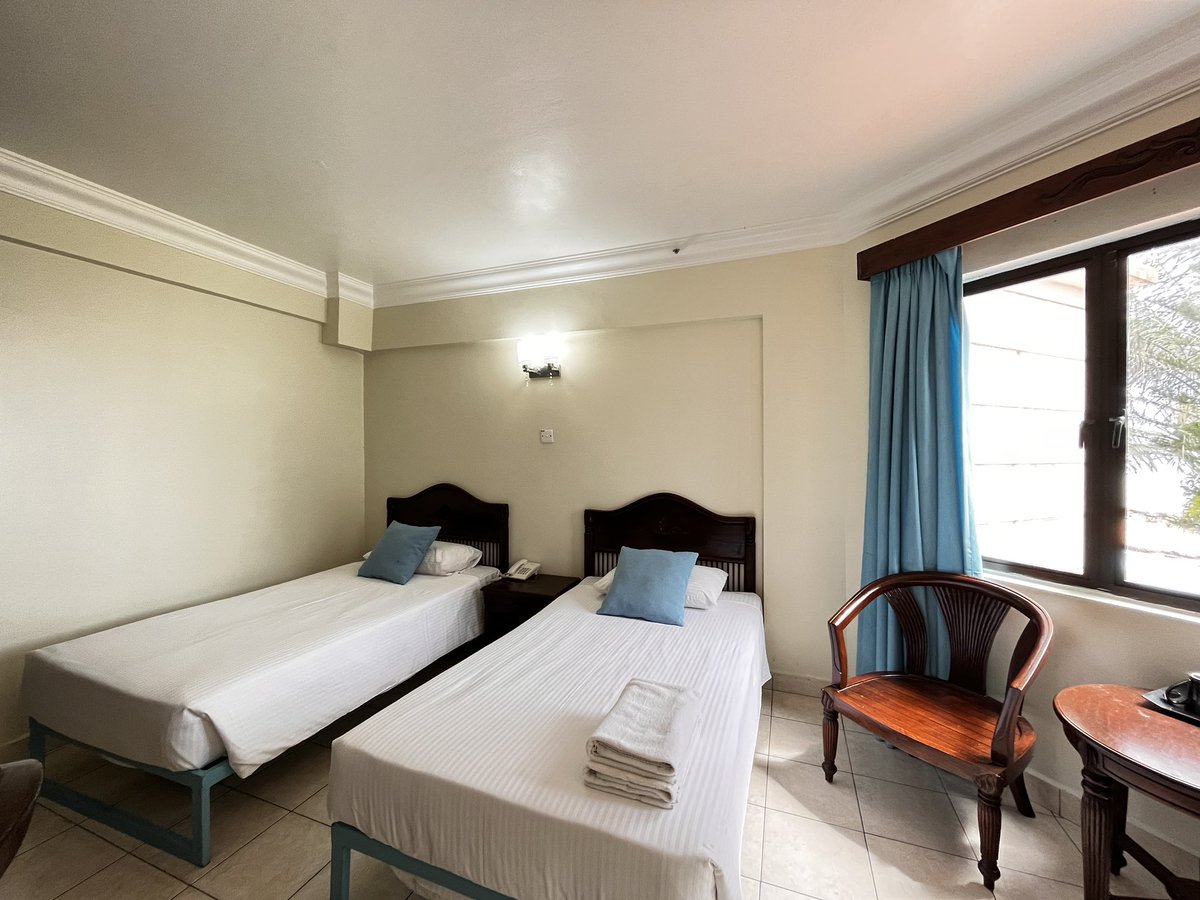 suriaresorts's tweet photo. It is not too late to book your stay. We still have room available. Get the best rate online and book your room now. Our room rates are include breakfast 🥞 

#eryabysuria #tourismmalaysia #tourismpahang #cuticutimalaysia #malaysiatrulyasia https://t.co/QbQhDLLKOC