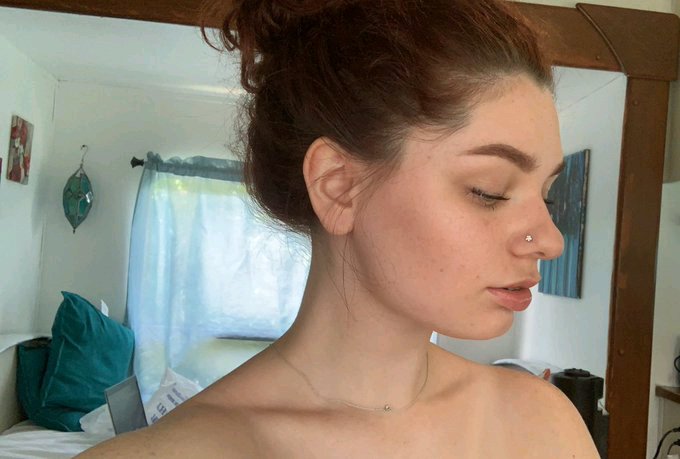 emeline_coco12's tweet photo. @jadeee_salope Je suis disponible si tu es intéressé pas en privé https://t.co/BsMk7i2U48