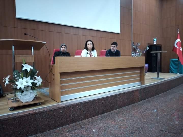 AYDINKDCH's tweet photo. Hastanemize yeni başlayan personellerimiz ile Başhekim Doç.Dr. Duygu EREN DAĞLAR, Başhekim Yardımcısı Uzm.Dr.Nuri KÜPELİKILINÇ, Sağlık Bakım Hizmeti Müdürü Gülten ARAS ve İdari ve Mali İşler Müdür yardımcısı Bahar AŞICI tarafından  tanışma toplantısı gerçekleştirildi. https://t.co/ohMi9DDWIn