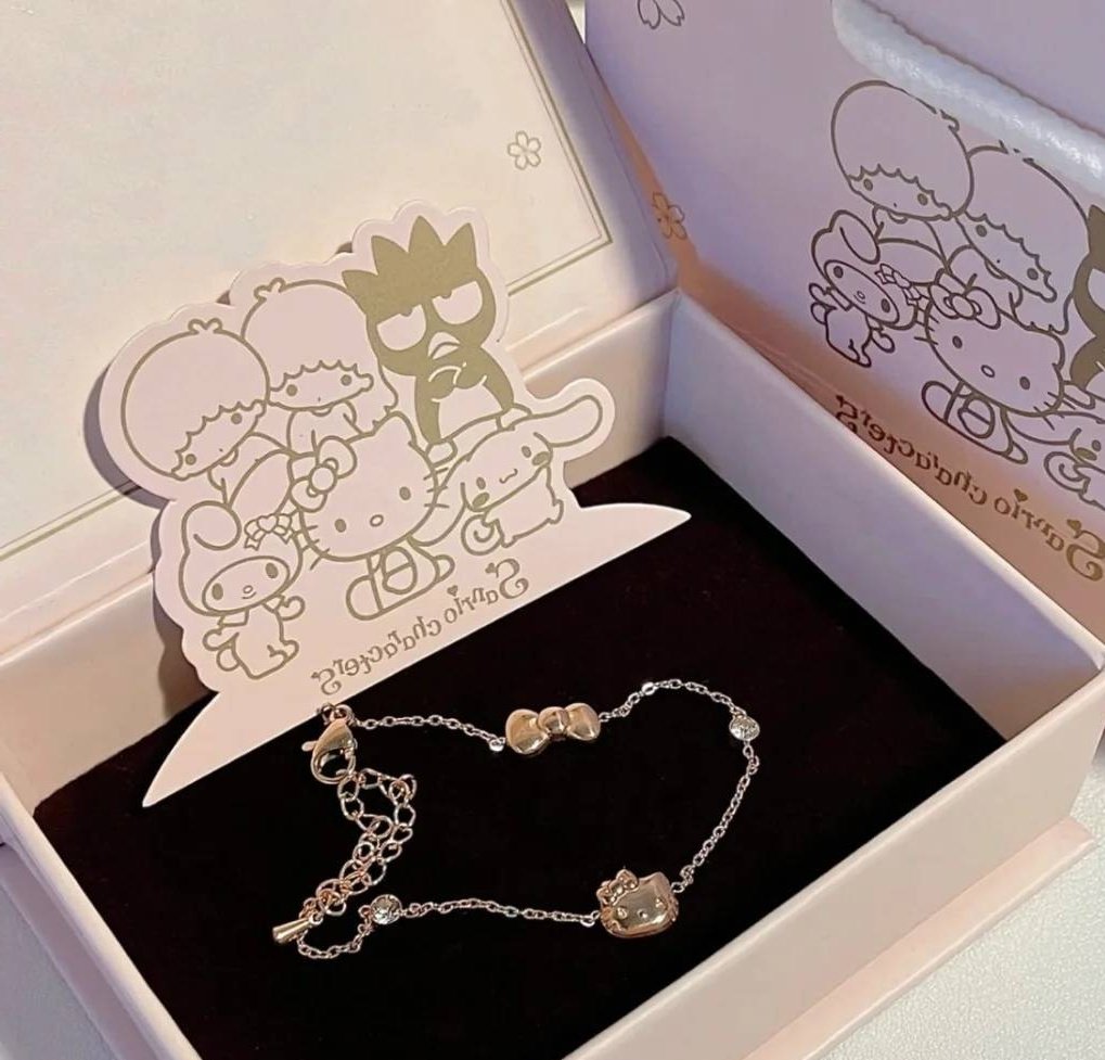 PiChal14's tweet photo. แจกสร้อยข้อมือ sanrio รับวาเลนไทน์ให้ผู้ติดตามคนนึงคั้บ ของเเท้จากแบรนด์เยย•♡

✨กติกา: รี+อิโมจิ

💬ประกาศผล 5 กุมภา https://t.co/jOyn3RhkSp
