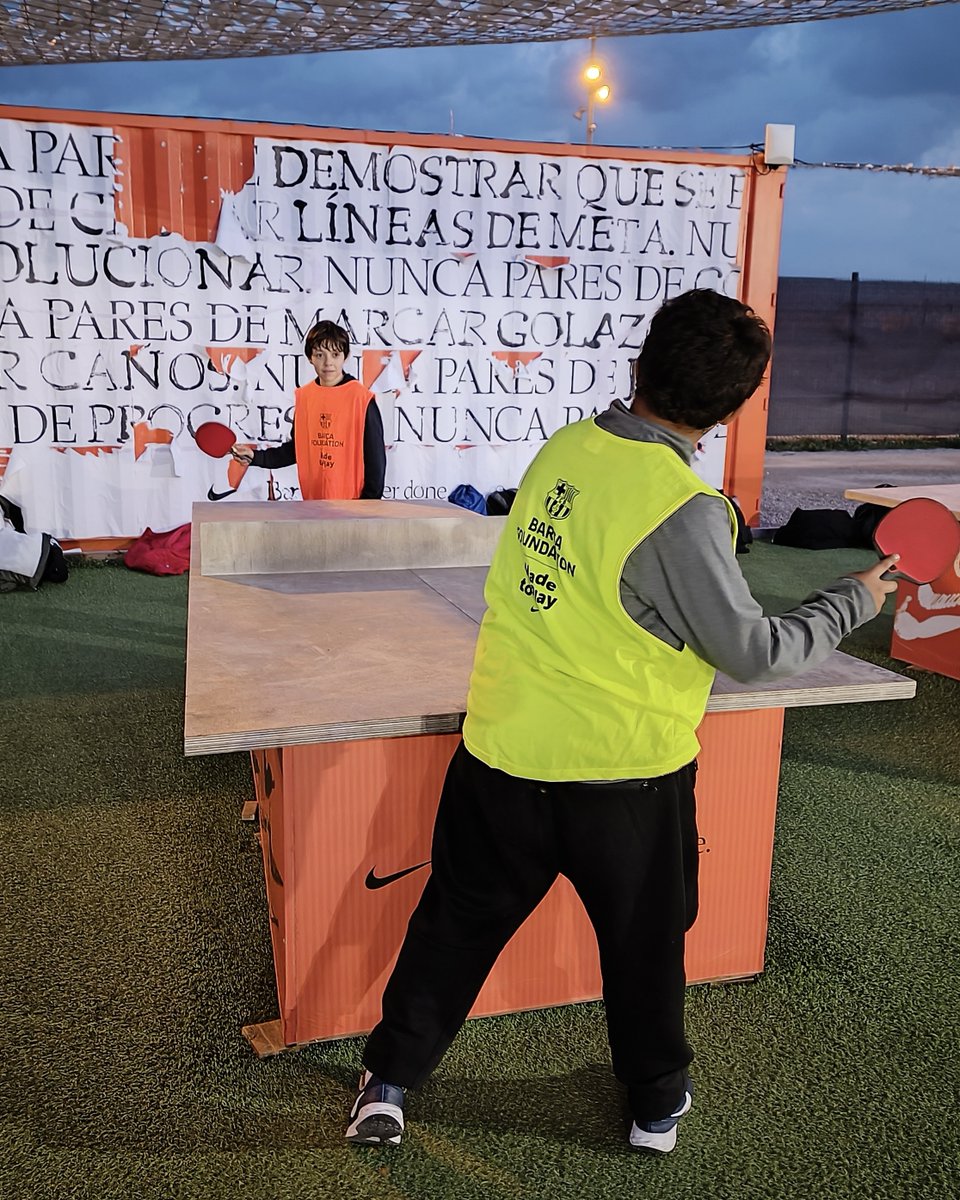 FundacioFCB's tweet image. ¡Primera salida de la temporada al espacio Play Barcelona de Nike en el Forum! Disfrutando del deporte con el objetivo de fomentar la inclusión social. 🤗 #MadeToPlay @Nike