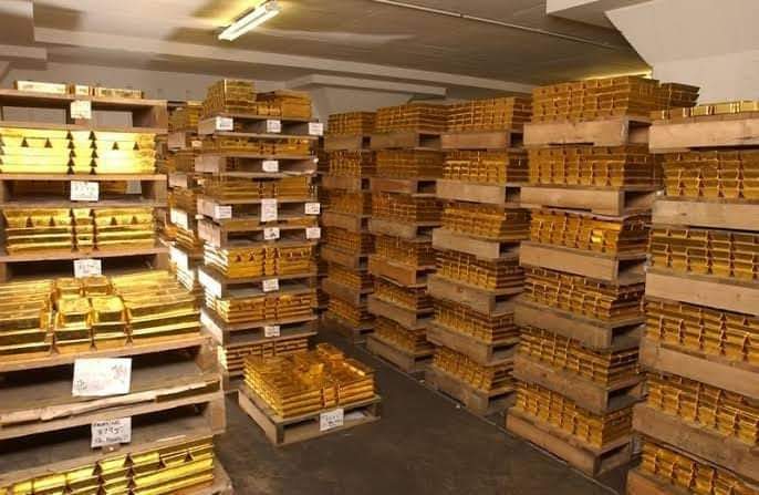 Gunerihakan06's tweet photo. Merkez Bankası Altın Rezervi:
2000 yılı :  32 ton 
2022 yılı : 765 ton 
80 yılda sadece 32 ton altın biriktirmişiz.

“Hırsız” dedikleri @RTErdogan 20 yılda 733 ton altın biriktirmiş ! https://t.co/fgH2gdGvwo