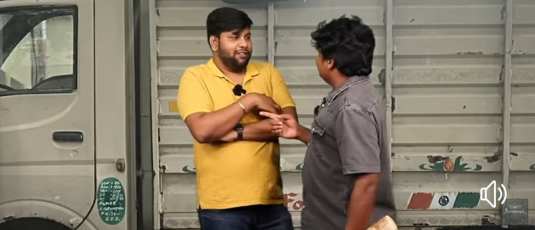 vjyv7's tweet photo. Yae da Janny master ila nu ivlo periya update ah kuduthrukan... Inum update ila ah nu solitu iruka.. https://t.co/VlxMHfpGHJ