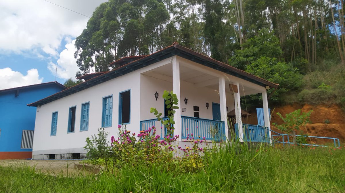 Quando visitar Santa Maria de Jetibá na região Imigrantes, visite o Museu da Imigração Pomerana. Localizado no Centro da cidade é um espaço legal para #capixabear no nosso Espírito Santo e conhecer mais da nossa história e cultura. #turismoes <a href="/GovernoES/">GovernoES</a>