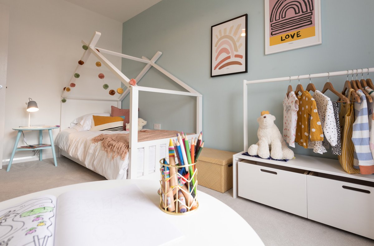 Looking for inspiration for your little one's bedroom?

Take a look at how we designed a kids bedroom in the show home on our Osprey Place development. 

With two new sites underway, we can't wait to get creative with our future show homes. Stay tuned!