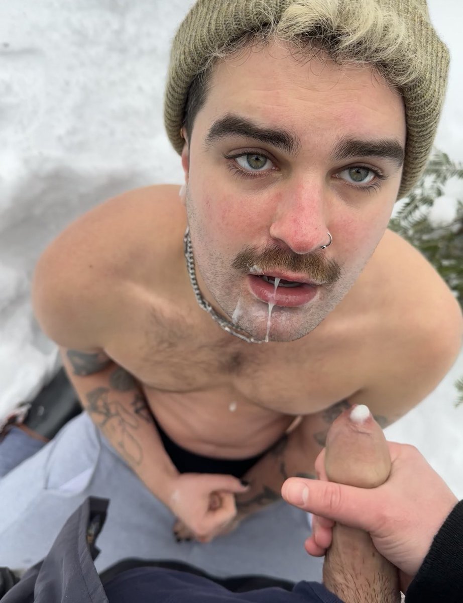 hotfslurs's tweet photo. Vid cumming soon on my #of 👀 #outdoors #uc https://t.co/7k4clKe7kq