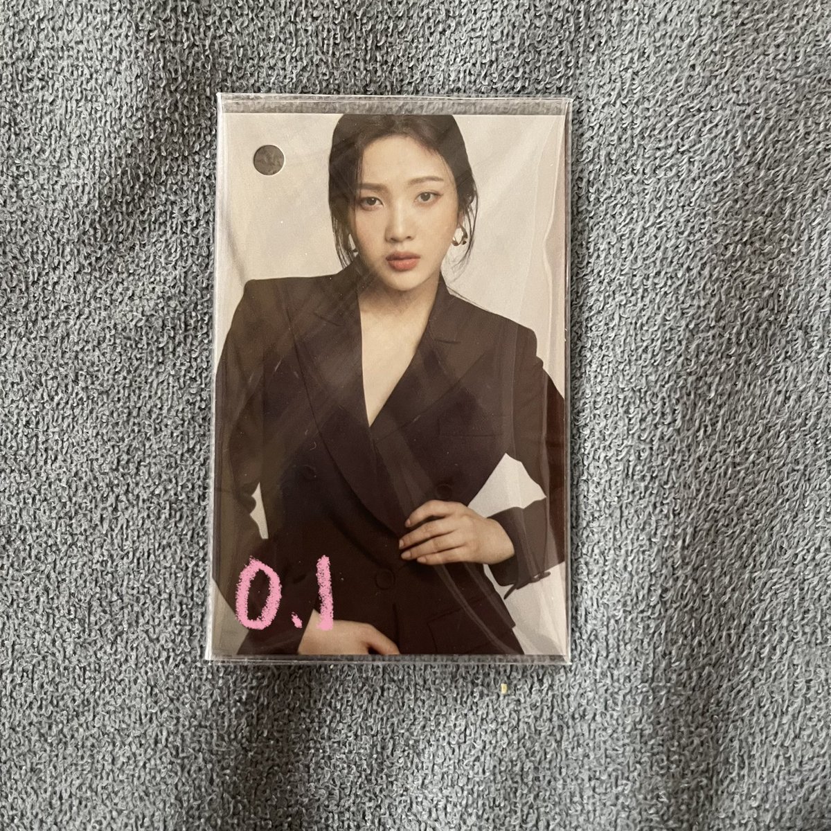 s0907890's tweet photo. 조이 시그 포카 양도

DM 또는 오픈채팅
https://t.co/ue86BrvK8z

레드벨벳 redvelvet 아이린 배주현 irene 강슬기 슬기 seulgi 웬디 손승완 wendy 조이 박수영 joy 예리 김예림 yeri album photocard pt ptc 벌스데이 아스케 덤덤 https://t.co/XlDv1YugVF