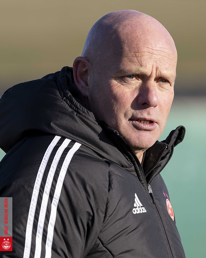 AberdeenFC's tweet photo. 🔴 🤝

Welcome to The Dons, Steve Agnew. https://t.co/kUMvYAWbut