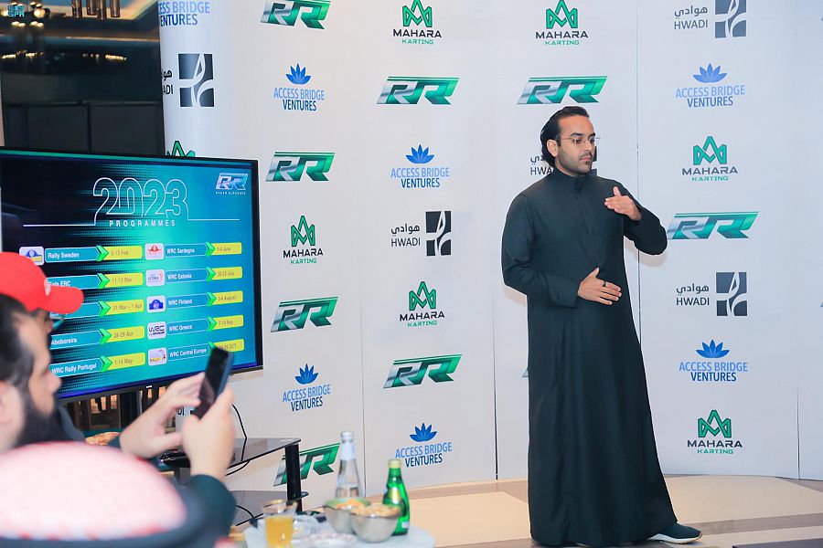 السائق السعودي راكان الراشد يبدأ موسمه من رالي السويد الثلجي.
spa.gov.sa/w1847157
#واس_رياضي