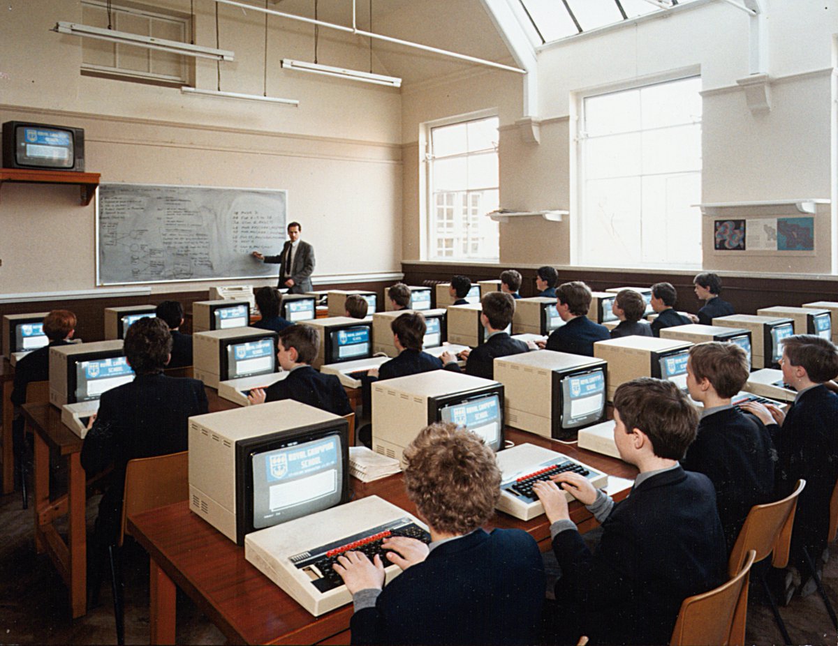 RGSWAlumni's tweet photo. Before the iPad... What a superb photo here of an IT lesson! https://t.co/Lmir0A1QKI