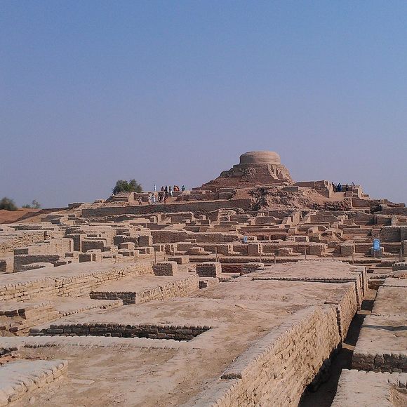RedHouse_Sindh's tweet photo. Mohenjo-daro is an archaeological site in the province of Sindh, Pakistan. Built around 2500 BCE, it was the largest settlement of the ancient Indus Valley Civilisation, and one of the world's earliest major cities
@IlmSargodha 
@realSalmanSabir 
@redhouse #sindh culture https://t.co/03DH0AotEV