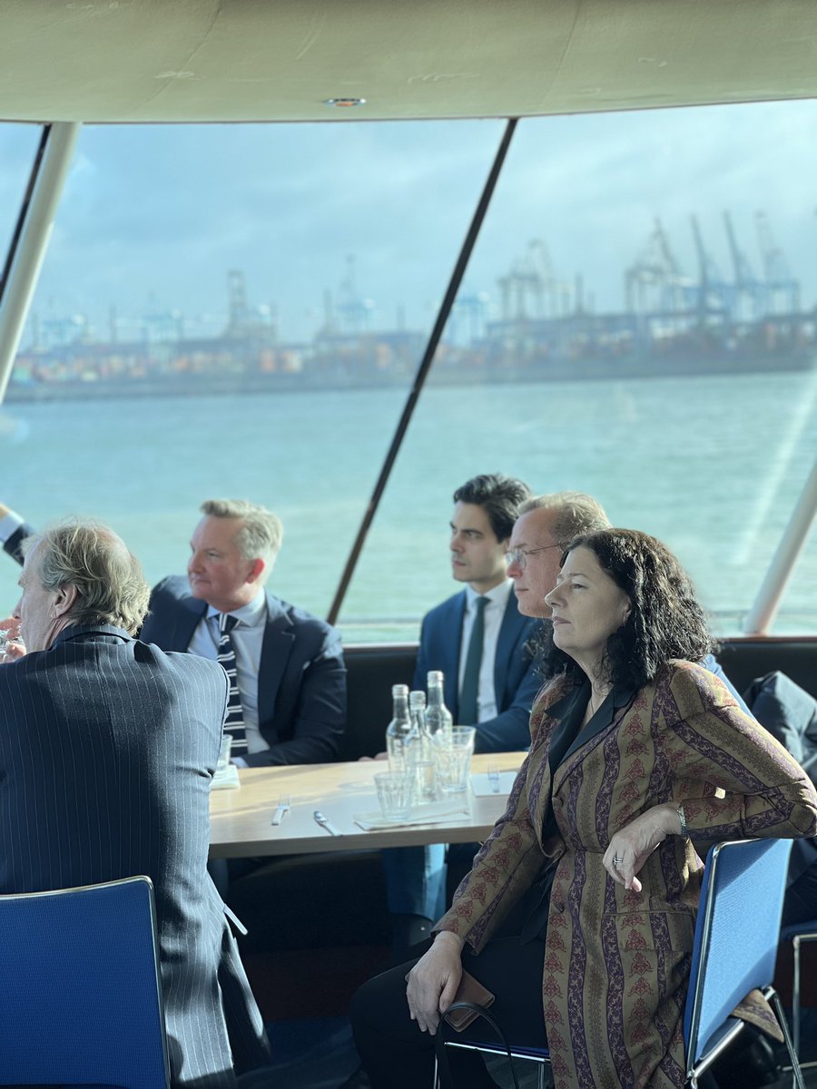 AusAmbNL's tweet photo. All aboard the @FutureLandRdam 🚢!Thanks to @PortOfRotterdam, Minister The Hon @Bowenchris MP and Minister @RobJetten saw key renewable energy sector infrastructure and innovative tech. The tour highlighted the potential for future #energy #climate collaboration between 🇦🇺 and 🇳🇱 https://t.co/cm8Mt8TBGM