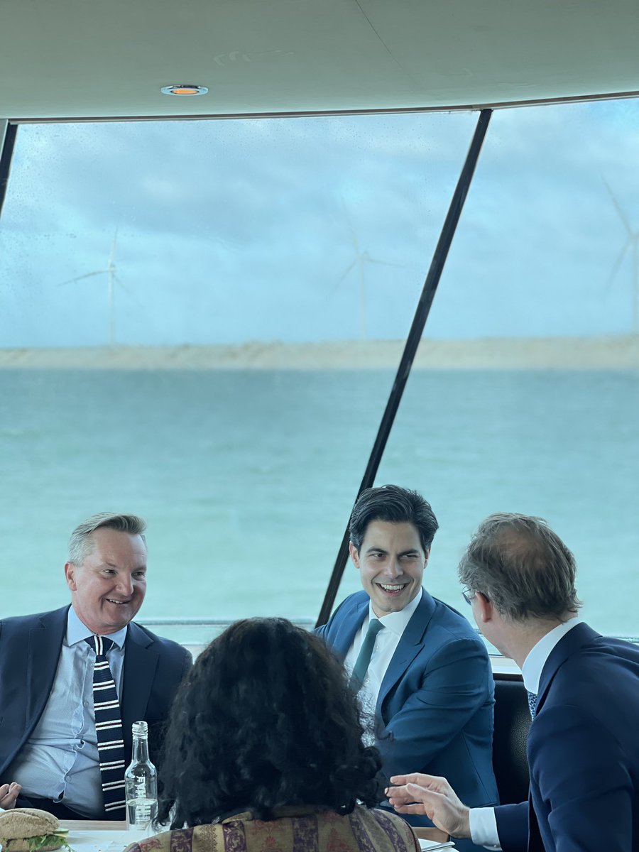 AusAmbNL's tweet photo. All aboard the @FutureLandRdam 🚢!Thanks to @PortOfRotterdam, Minister The Hon @Bowenchris MP and Minister @RobJetten saw key renewable energy sector infrastructure and innovative tech. The tour highlighted the potential for future #energy #climate collaboration between 🇦🇺 and 🇳🇱 https://t.co/cm8Mt8TBGM