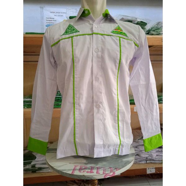 FajarAdheSetia1's tweet photo. Saya menjual HEM RIJALUL ANSOR seharga Rp140.000. Dapatkan di Shopee sekarang! https://t.co/WrSqQGMHzA #ShopeeID https://t.co/NLKhFwfVAV