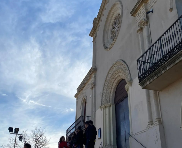 InsOlimpia's tweet photo. L’alumnat de primer d’ESO, a la matèria d’educació física, ha pujat a Sant Ramon 💪🏽

#OlímpiaTeam
#1rESO
#SantRamon
#trekking
#Senderisme
#Cim
#Montanya
#Montbaig
#Cebllob
#Pujada
#muntanya
#EducacióFísica https://t.co/a1qMUCQvnv