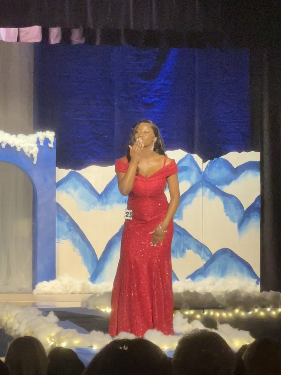 EndiaPradier1's tweet photo. Hung my sneakers up and put on my heels this weekend! I competed in my first ever pageant stepping out of my comfort zone! Looked and felt beautiful, would definitely do again.❤️ https://t.co/ZUvdyaejCY