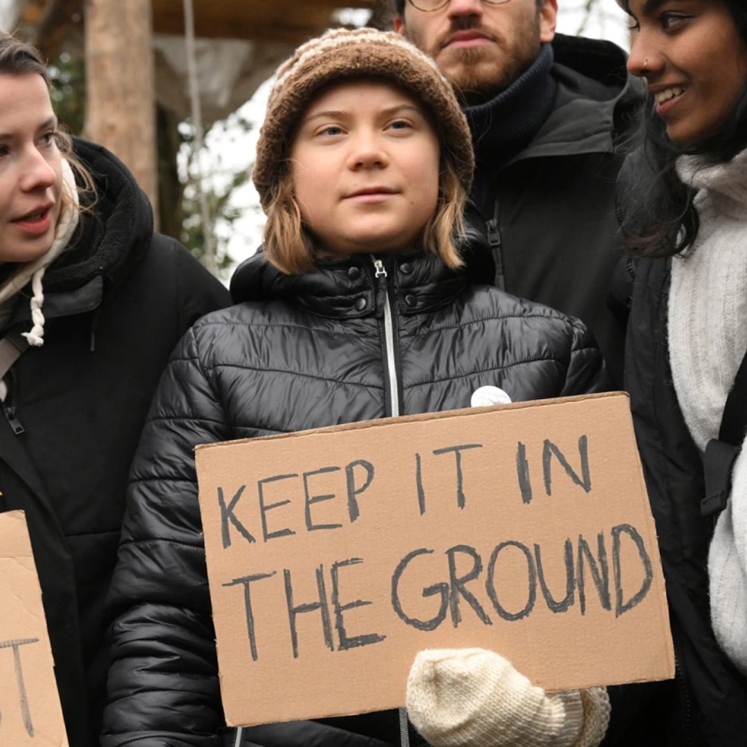 For us to have a future, keep it in the ground!!!!!!!!
#Climatecrisis
#Fridays4Future
#Riseupmouvement