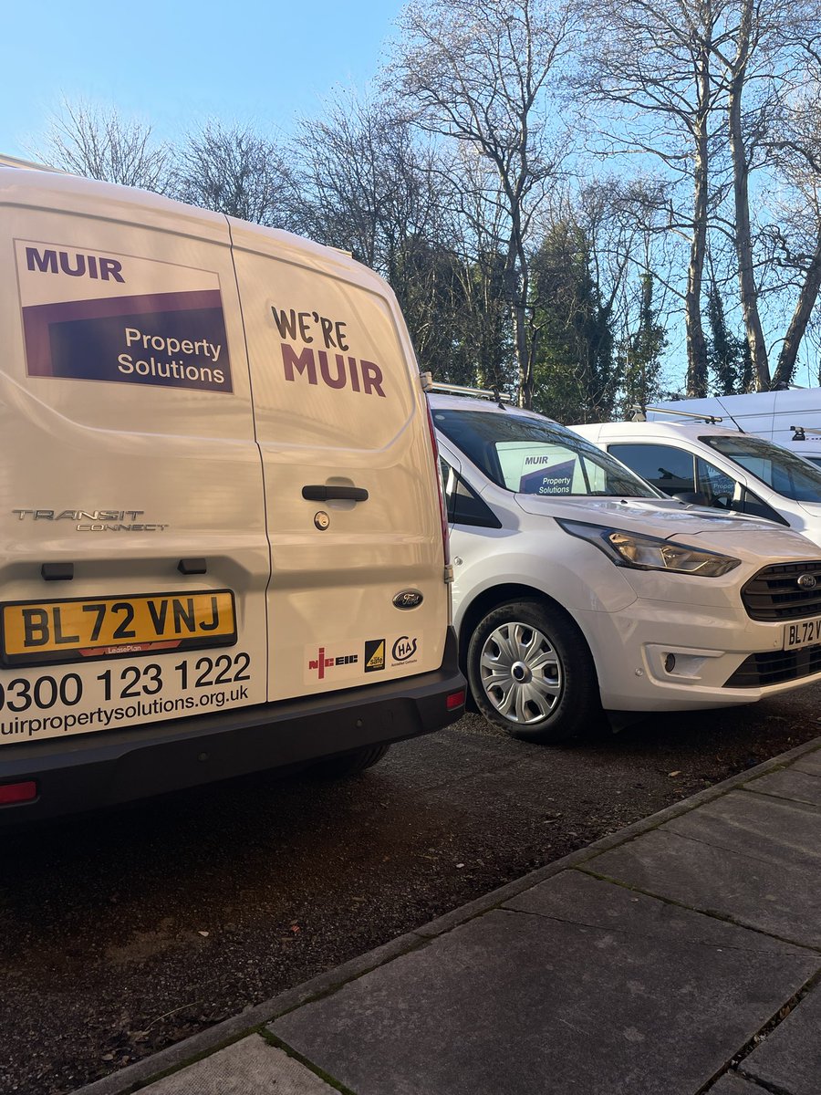 AlanStockton11's tweet photo. When they say all the vehicles are coming in one go they did mean it. Good to have our new fleet now complete and everyone looking smart @muir_property @NathanK_MPS @Stevenheadleym1 @steohagan_MPS @MikeP_MPS https://t.co/ZosE9WAgZI