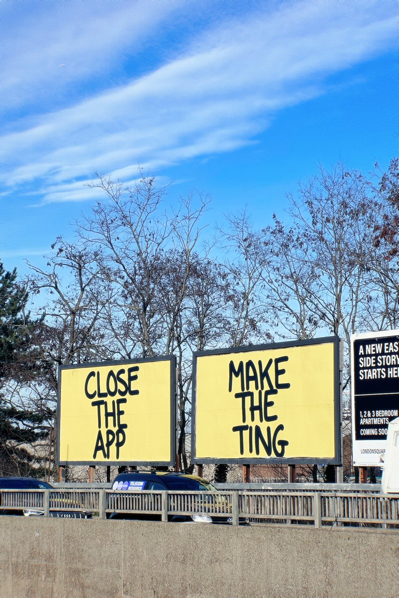 In the wild 🟨 at Bow Roundabout, London