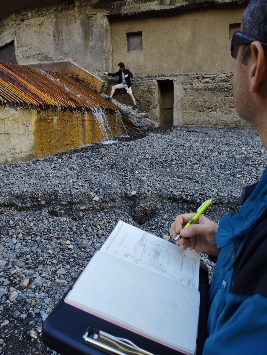 IGME1849's tweet photo. 😊El proyecto #IVRIPARC ‘Impactos, vulnerabilidad y resiliencia de la Geodiversidad y el Patrimonio Geológico ante el Cambio Global en los Parques Nacionales Canarios’, sigue en marcha👉en La Caldera de Taburiente.+https://t.co/qX337kCA8q #IGME_CSIC #ULL #ULPGC #UNED #UCM #URJC https://t.co/n28iHRpkqx