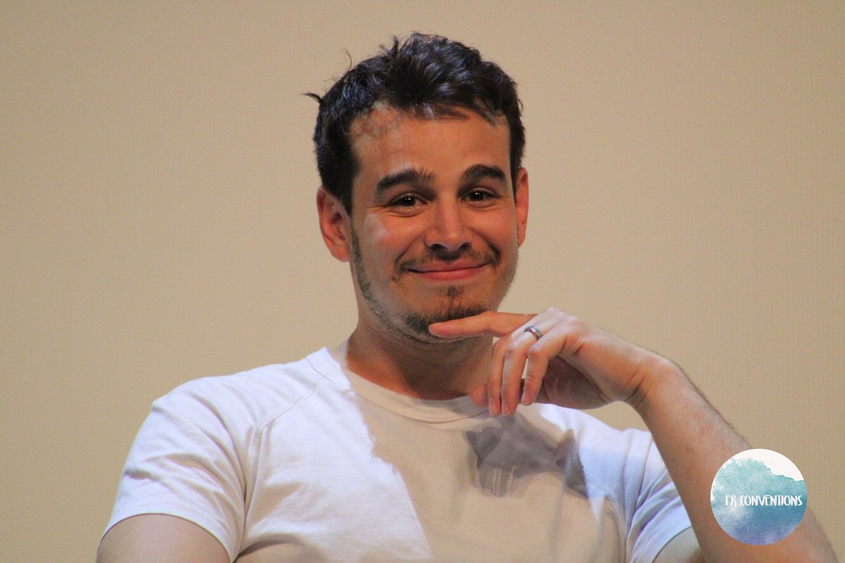 Artificial_hmn1's tweet photo. #Shadowhunters
#alberto
#100daysofshadowhunters
#day9of100
#simon https://t.co/ktRXqNYniQ