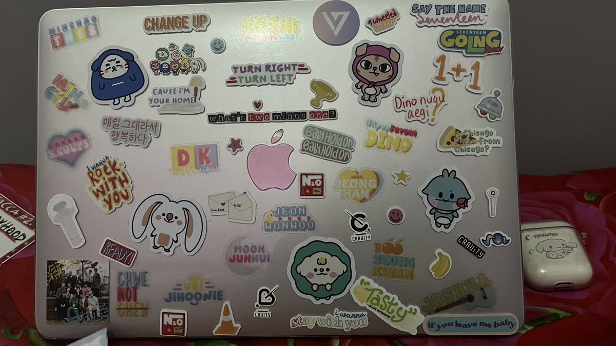 svtanka's tweet photo. Laptopnya caratvity🙂 https://t.co/8Y0s3eaPni