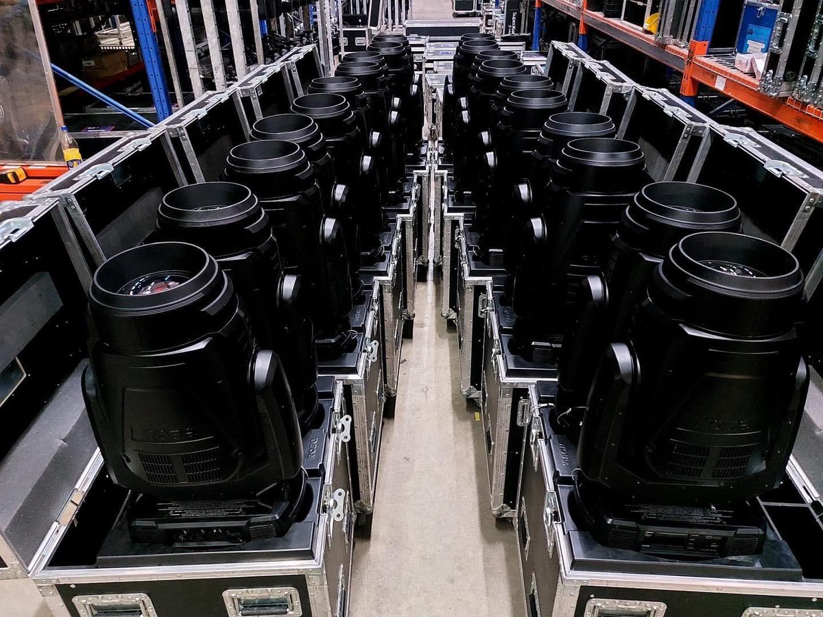 Robelighting's tweet photo. Kicking off the week with a #NewGearMonday from Savigny-sur-Orge, France, at Bendelight - Bdl Event with their new @Robelighting #MegaPointe, #LEDBeam150 & #Spiider luminaires.
#robelighting #newrobegear #bdlevent #lightingtech #lightinglife https://t.co/cqNZZ0GBiw